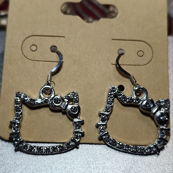 NWT Cute Hello Kitty Silver and Rhinestone Hook Earrings - Picture 2 of 3